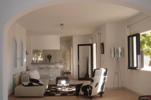 Villa a Cala Tarida, Ibiza, Cala Tarida - € 1.700.000 | Ref: CVE607 - foto 11